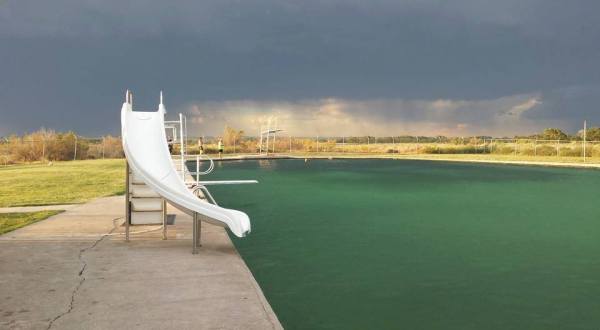 The Incredible Spring-Fed Pool In Oklahoma You Absolutely Need To Visit