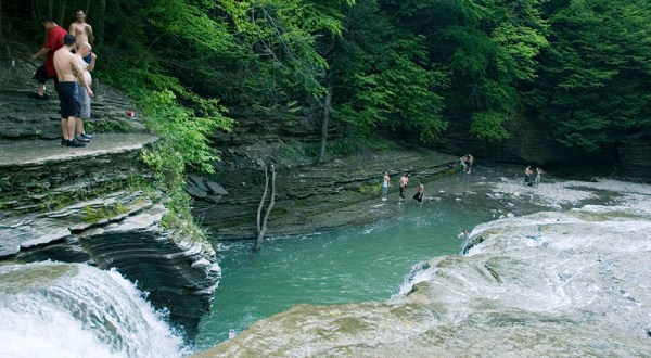 The Incredible Spring-Fed Pool Near Buffalo You Absolutely Need To Visit