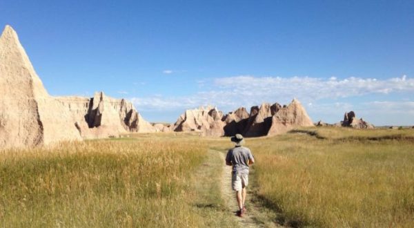 The Hiking Trail Hiding In South Dakota That Will Transport You To Another World
