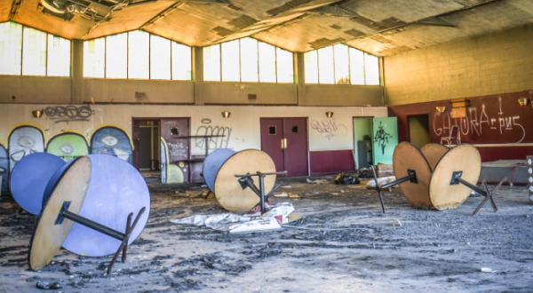 We Found Staggering Photos Of An Abandoned College Hiding In Tennessee