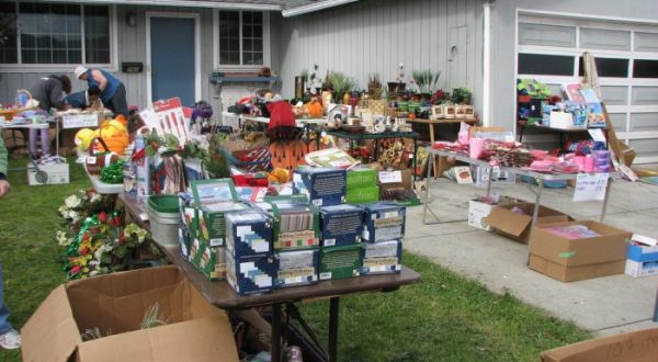 You’ll Absolutely Love This 100 Mile Yard Sale Going Right Through Iowa