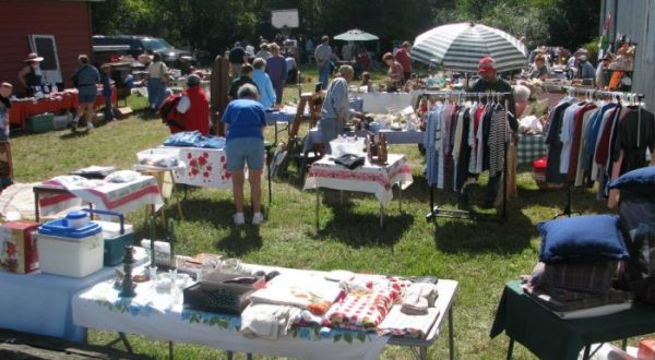 You’ll Absolutely Love This 100-Mile Yard Sale Going Right Through Louisiana