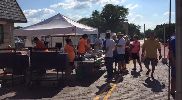 The Epic Outdoor Food Fest In Nebraska You Simply Cannot Miss