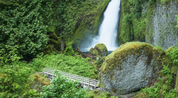 11 Amazing Oregon Hikes Under 3 Miles You’ll Absolutely Love
