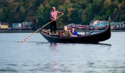 There's A Magical Gondola Ride In Washington, And You'll Want To Try It