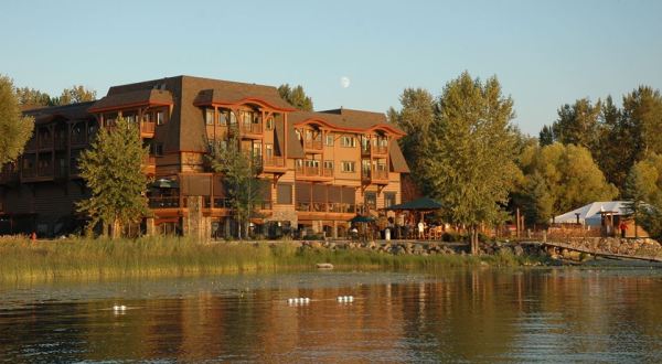 9 Montana Hotels So Beautiful You’ll Want To Move In