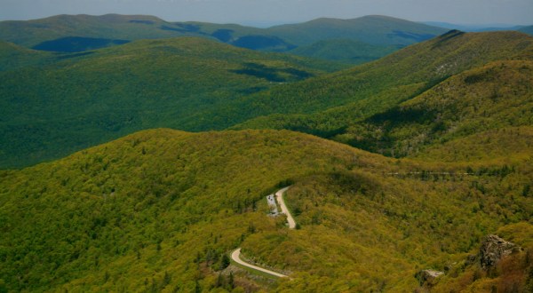 The Breathtaking Skyline Drive Will Show You Virginia Like Never Before