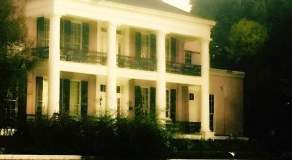 Not Many People Realize These 10 Little Known Haunted Places In Mississippi Exist
