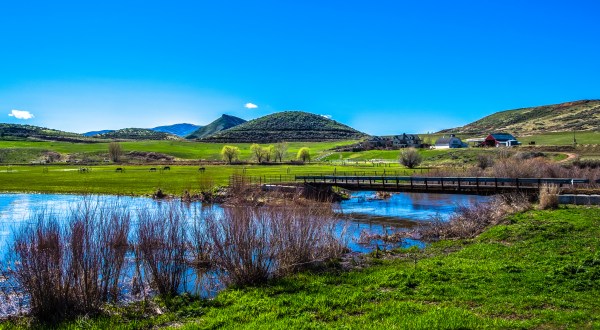 These 10 Charming Waterfront Towns In Idaho Are Perfect For A Daytrip