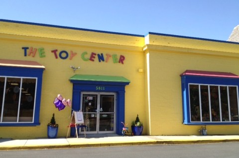 This 50-Year-Old Toy Store In Virginia Is Closing Down And It's Heartbreaking