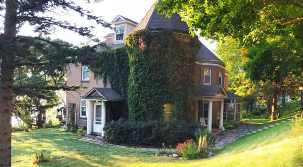 Spend The Night In Minnesota’s Most Majestic Castle For An Unforgettable Experience