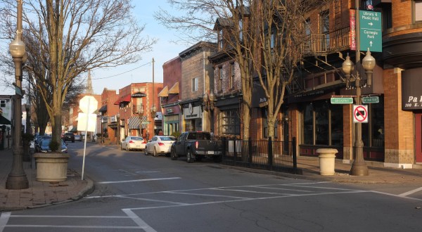 You’ll Absolutely Love These 8 Charming, Walkable Streets In Pittsburgh