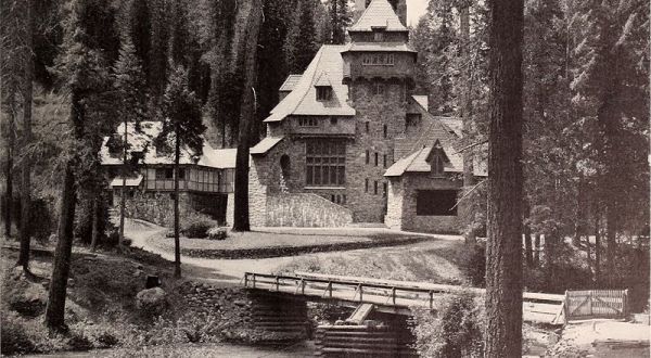 The Hidden Castle In Northern California That Almost No One Knows About