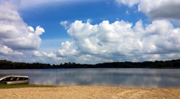 8 Little Known Swimming Spots In Illinois That Will Make Your Summer Awesome