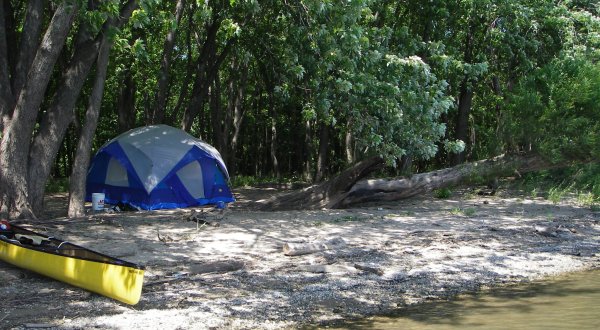 There’s A Spectacular Spot In Illinois Where You Can Camp Right On The Beach
