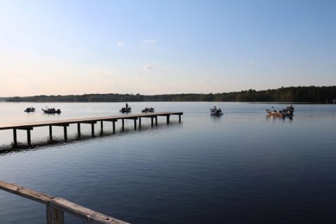 There's Nothing Better Than A Daytrip To Mississippi's Most Underrated Lake