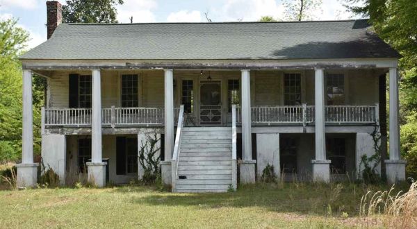 17 Staggering Photos Of An Abandoned Plantation Hiding In South Carolina – REDIRECTED