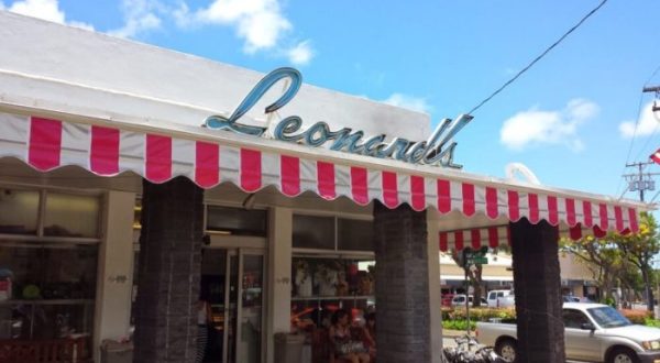The Iconic Bakery In Hawaii Everyone Has Fallen In Love With