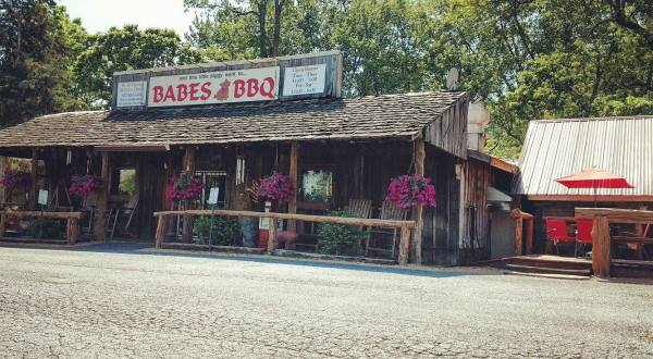 Travel Off The Beaten Path To Try The Most Mouthwatering BBQ In Kentucky