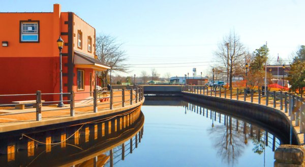 These 14 Charming Beach Towns In Delaware Are Perfect For A Day Trip