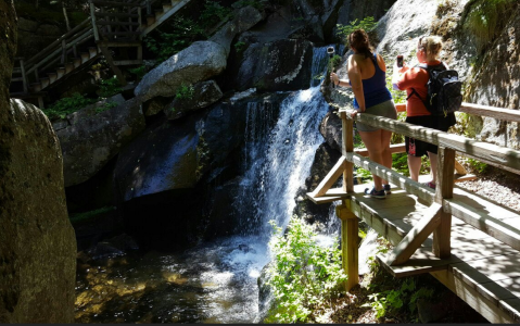 Explore These New Hampshire Caves For An Unforgettable Adventure