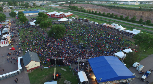 The Epic Outdoor Food Fest In South Dakota You Simply Cannot Miss