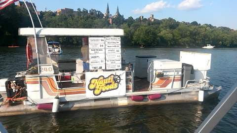 This Aquatic Food Truck In Washington DC Will Deliver Food Straight To Your Boat