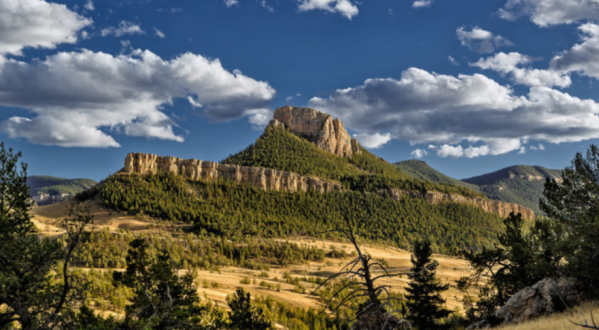 These 10 Road Trips in Wyoming Will Lead You To Places You’ll Never Forget