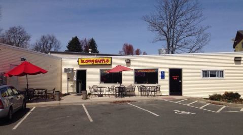 This Restaurant In Connecticut Doesn't Look Like Much - But The Food Is Amazing