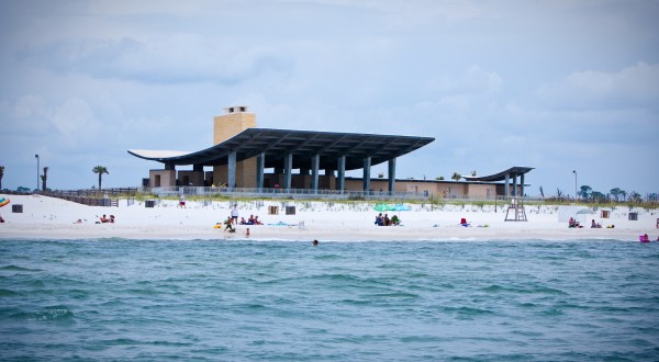 This One Park In Alabama Is The Perfect Place To Spend A Summer Day