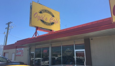 This Restaurant In Utah Doesn't Look Like Much - But The Food Is Amazing