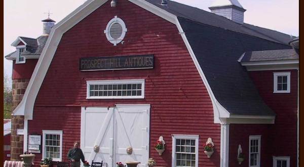 You’ll Find All Kinds Of Treasures At This Incredible Antiques Barn
