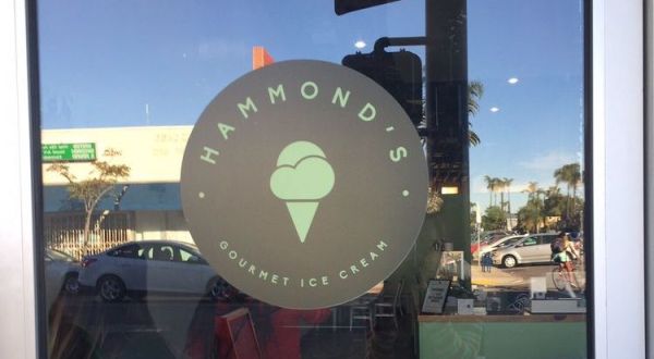 The Tiny Shop In Southern California That Serves Homemade Ice Cream To Die For