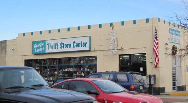 If You Live In Washington DC, You Must Visit This Unbelievable Thrift Store At Least Once