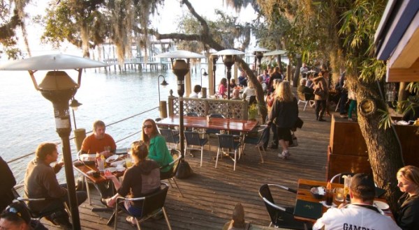 Try These 10 Florida Restaurants For A Magical Outdoor Dining Experience