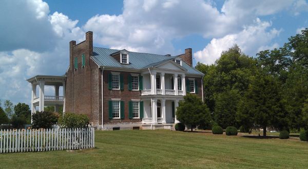 The Story Behind Nashville’s Most Haunted House Will Give You Nightmares