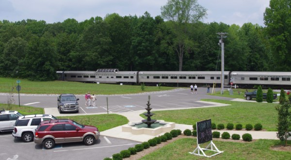 This Wine-Themed Train In Tennessee Will Give You The Ride Of A Lifetime