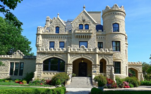Entering This Charming Nebraska Castle Will Make You Feel Like You’re In A Fairy Tale