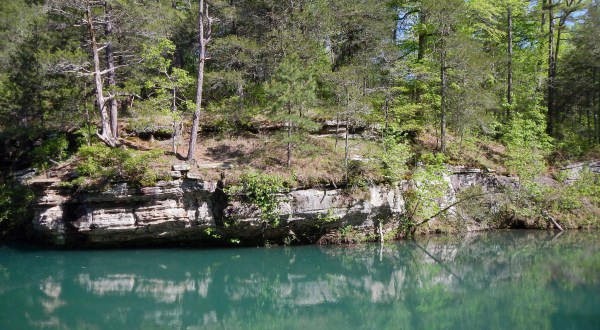 This Natural Pool Hiding In Arkansas Is The Definition Of A Hidden Gem
