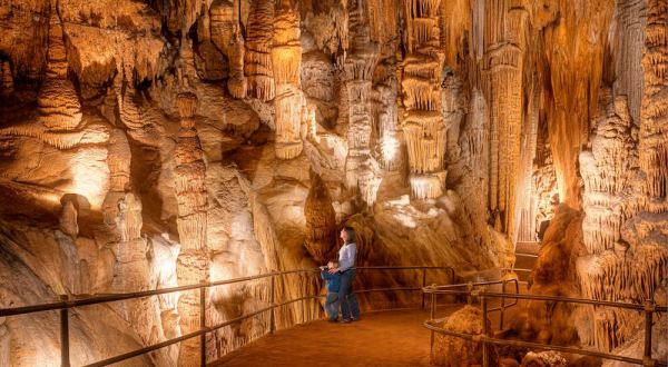 A Trip To Virginia’s Magnificent Underground Cavern Is The Best Way To Spend A Summer’s Day