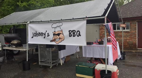 These 5 Hole In The Wall BBQ Restaurants In Rhode Island Will Make Your Tastebuds Go Crazy