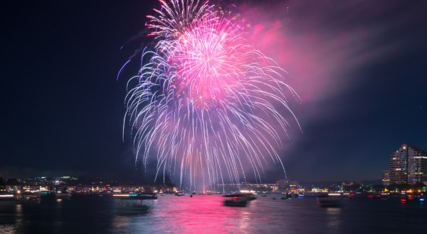 You Won’t Want To Miss These Incredible Fireworks Shows Around San Francisco This Year