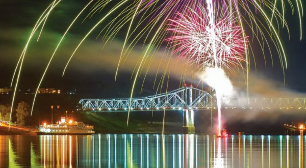 You Won’t Want To Miss These Incredible Fireworks Shows In Mississippi This Year