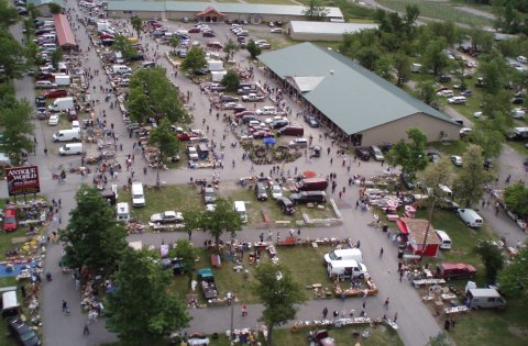 Everyone In Buffalo Should Visit This Epic Flea Market At Least Once