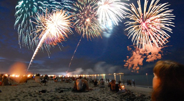 You Won’t Want To Miss These Incredible Fireworks Shows In New Hampshire This Year