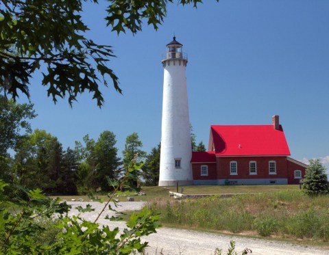 Visit Michigan's Own Little Cape Cod For A Touch Of Paradise This Summer