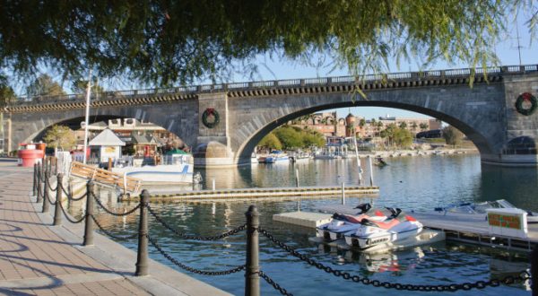 These 6 Charming Waterfront Towns In Arizona Are Perfect For A Daytrip