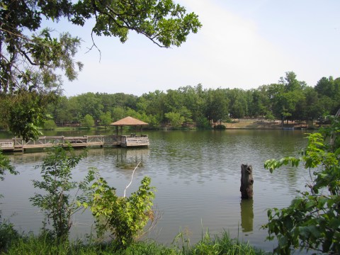 The Underrated Arkansas Lake That's Perfect For A Summer Day
