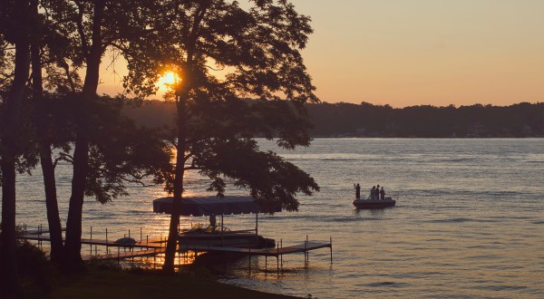 The Underrated Wisconsin Lake That’s Perfect For A Summer Day