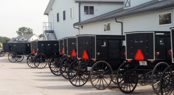 These 10 Places In Iowa Amish Country Are Unique And Worth Visiting